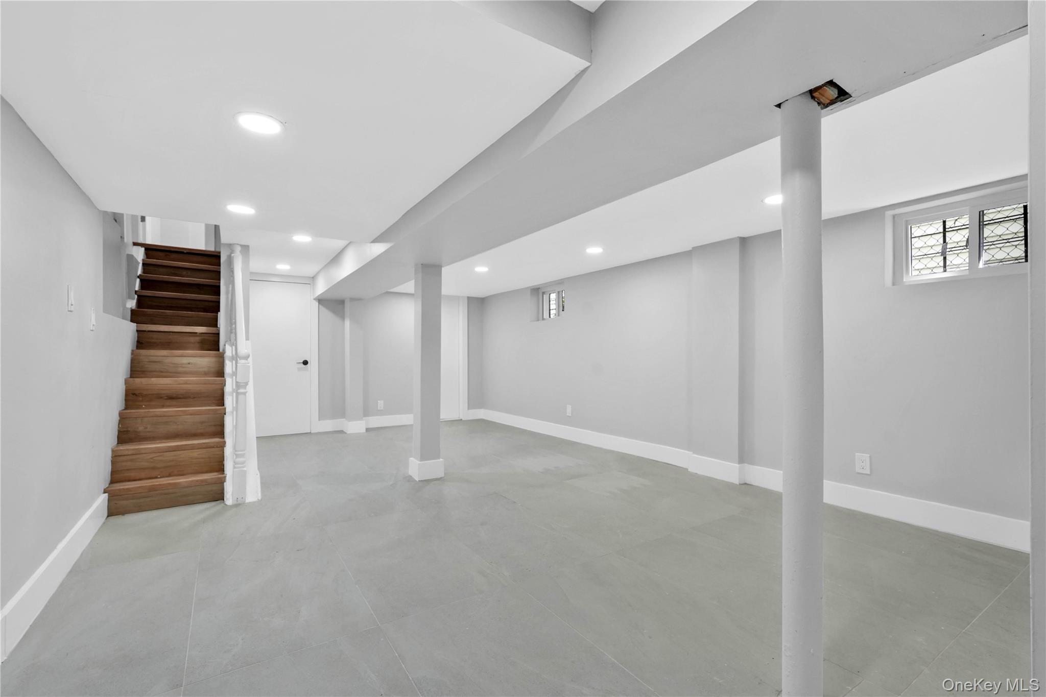 109-33 Union Hall Street Property Photo 35