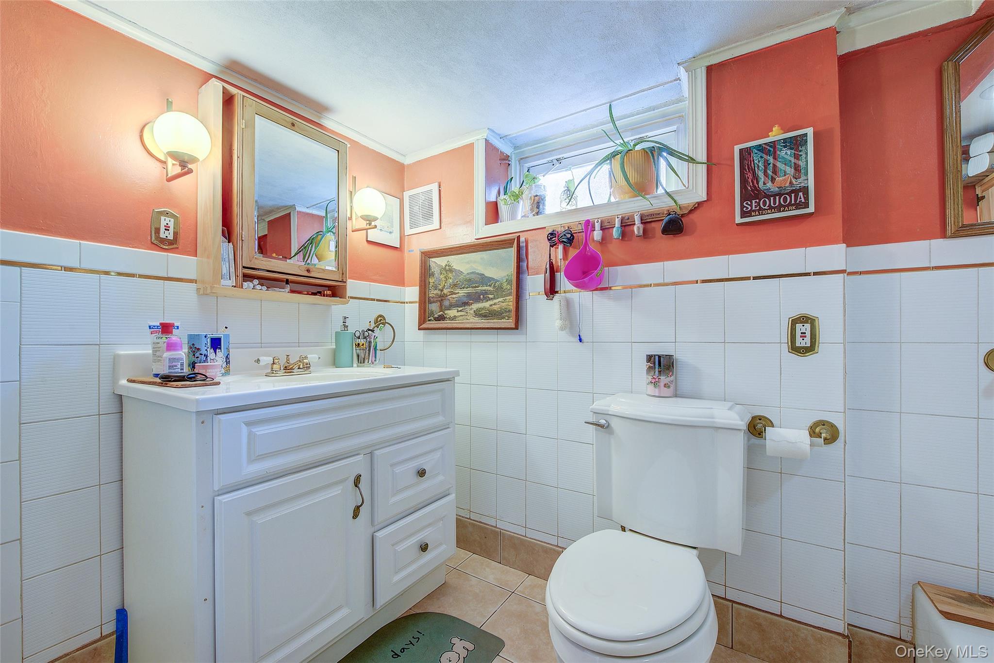 64-66 84th Place Property Photo 30