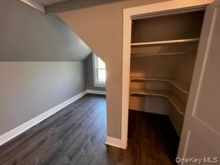 104 S Broadway 5 Property Photo 4