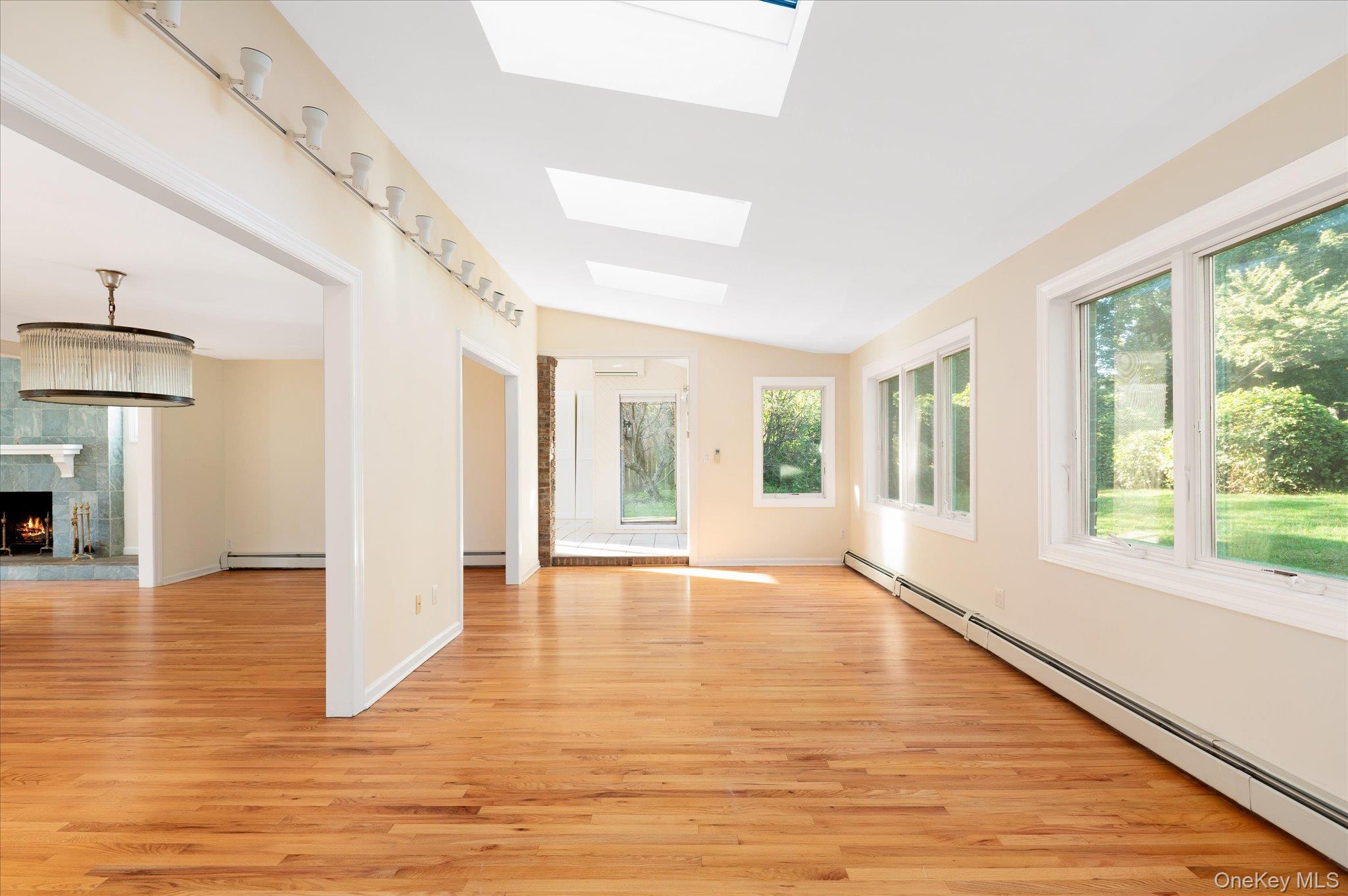 10 Bell Place Property Photo 14