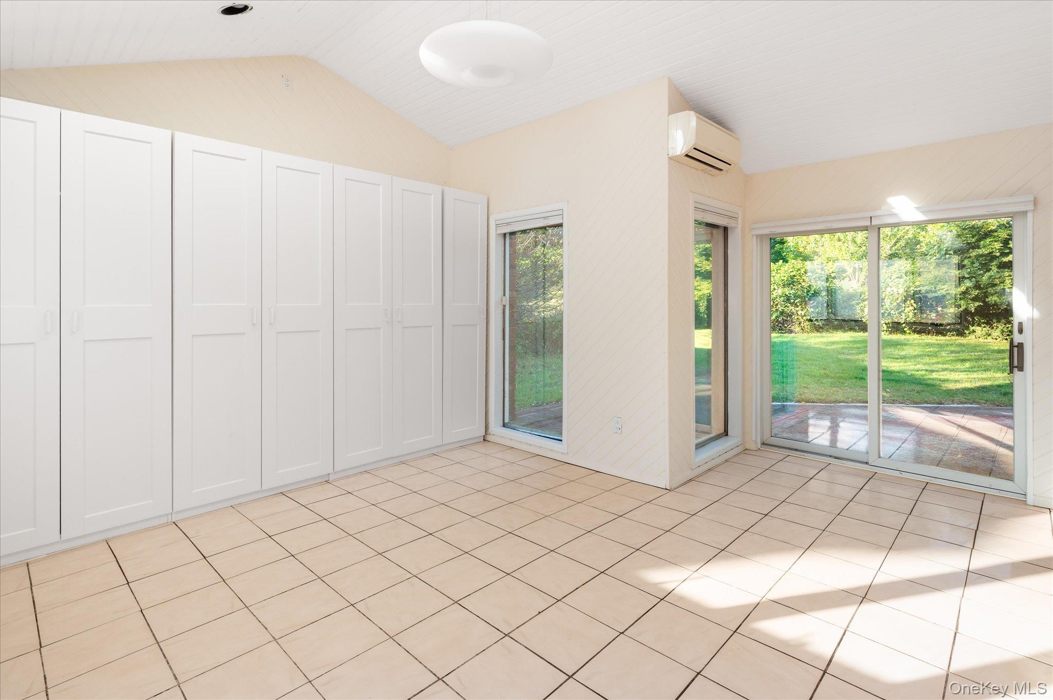10 Bell Place Property Photo 16