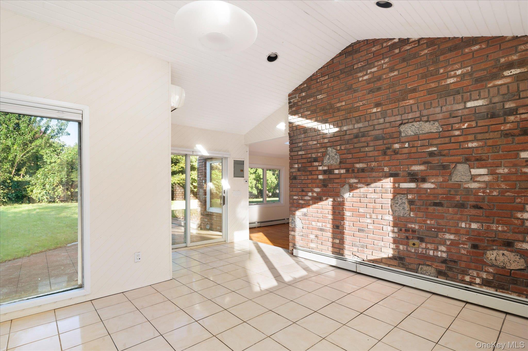 10 Bell Place Property Photo 17