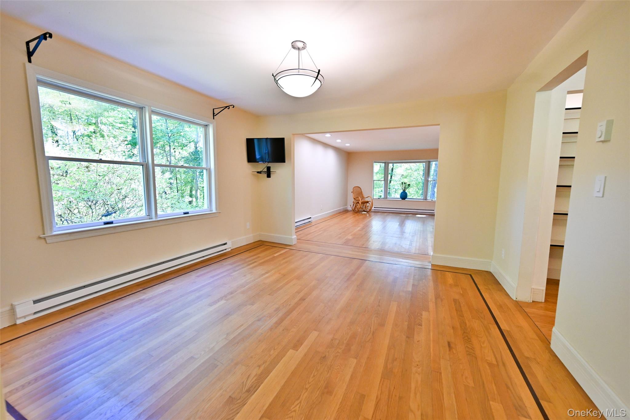 12 Tower Hill Road Property Photo 6