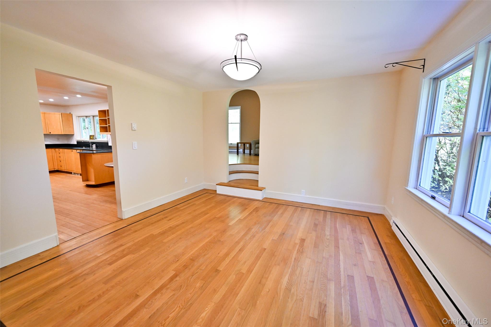12 Tower Hill Road Property Photo 8