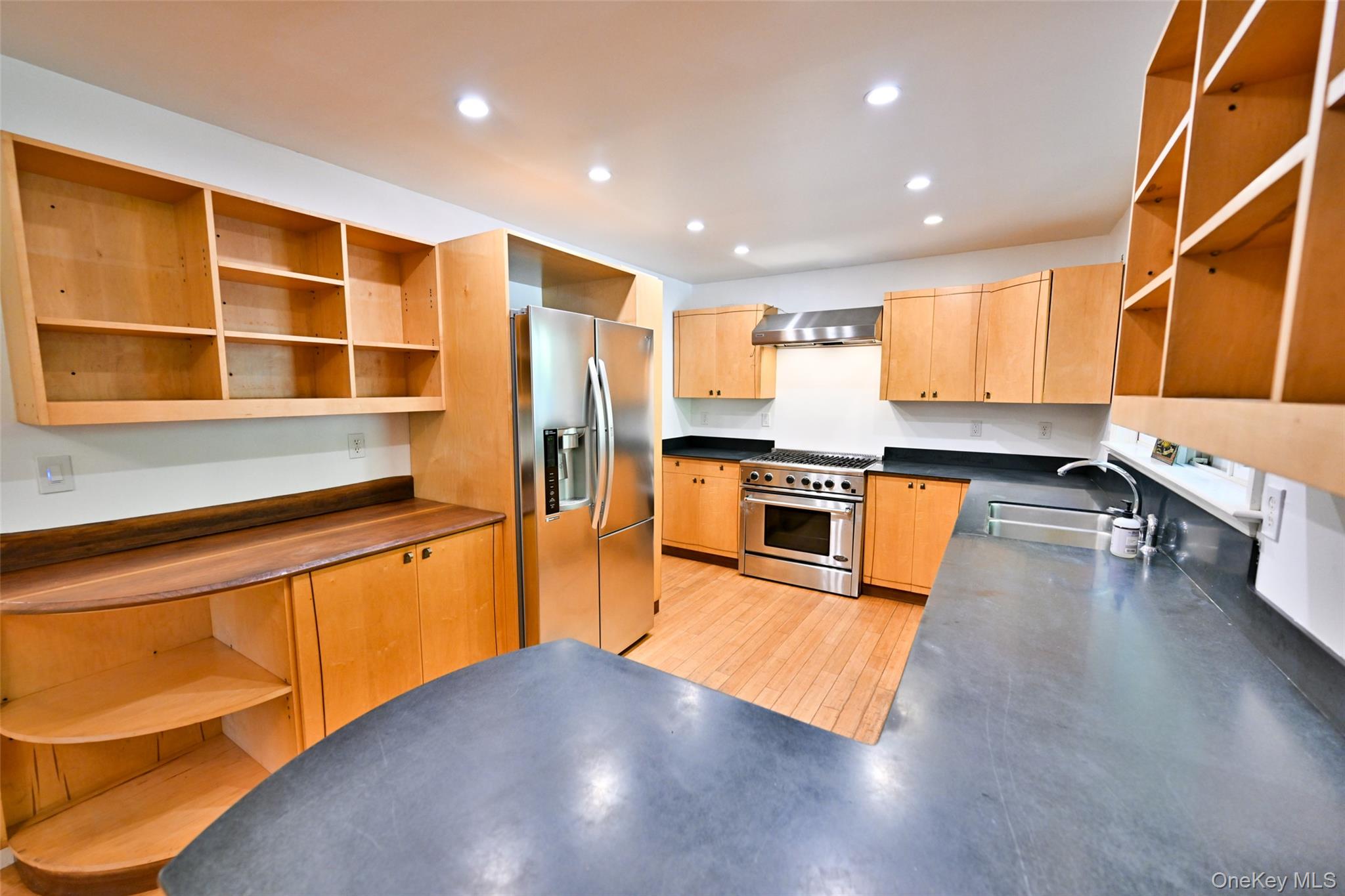 12 Tower Hill Road Property Photo 12