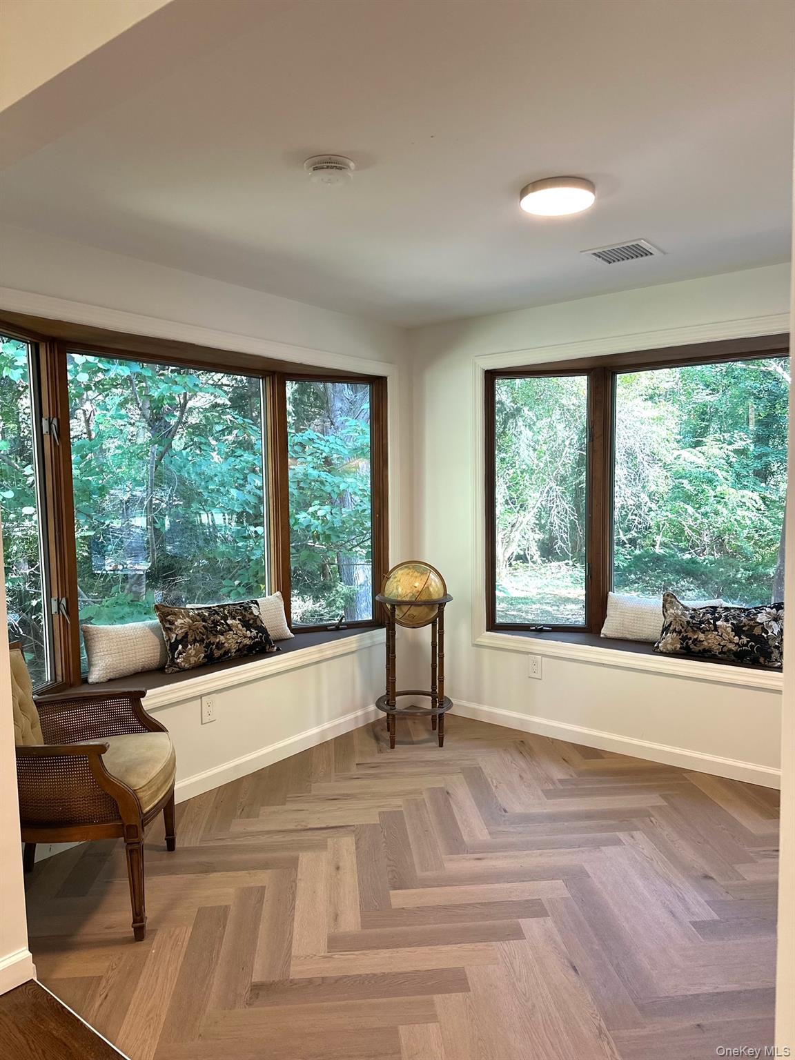 10 Moonedge Road Property Photo 8