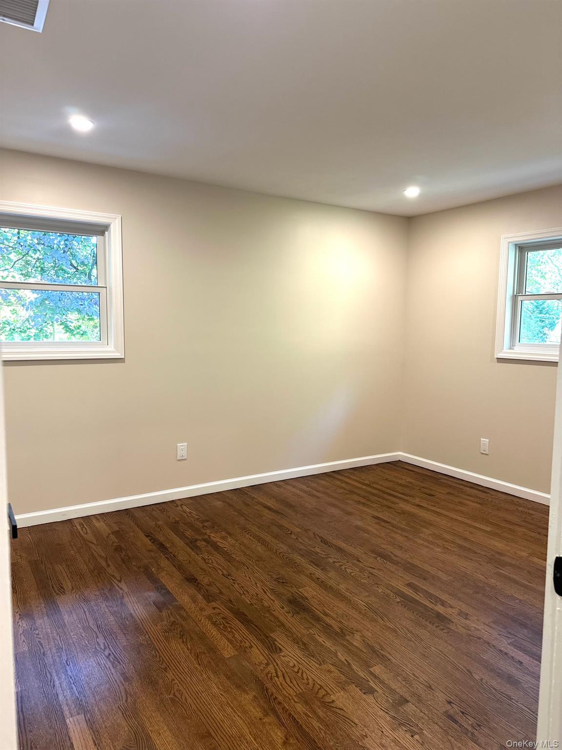 10 Moonedge Road Property Photo 23