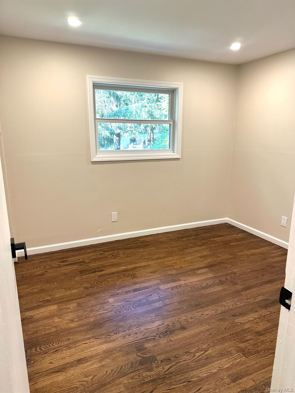 10 Moonedge Road Property Photo 24