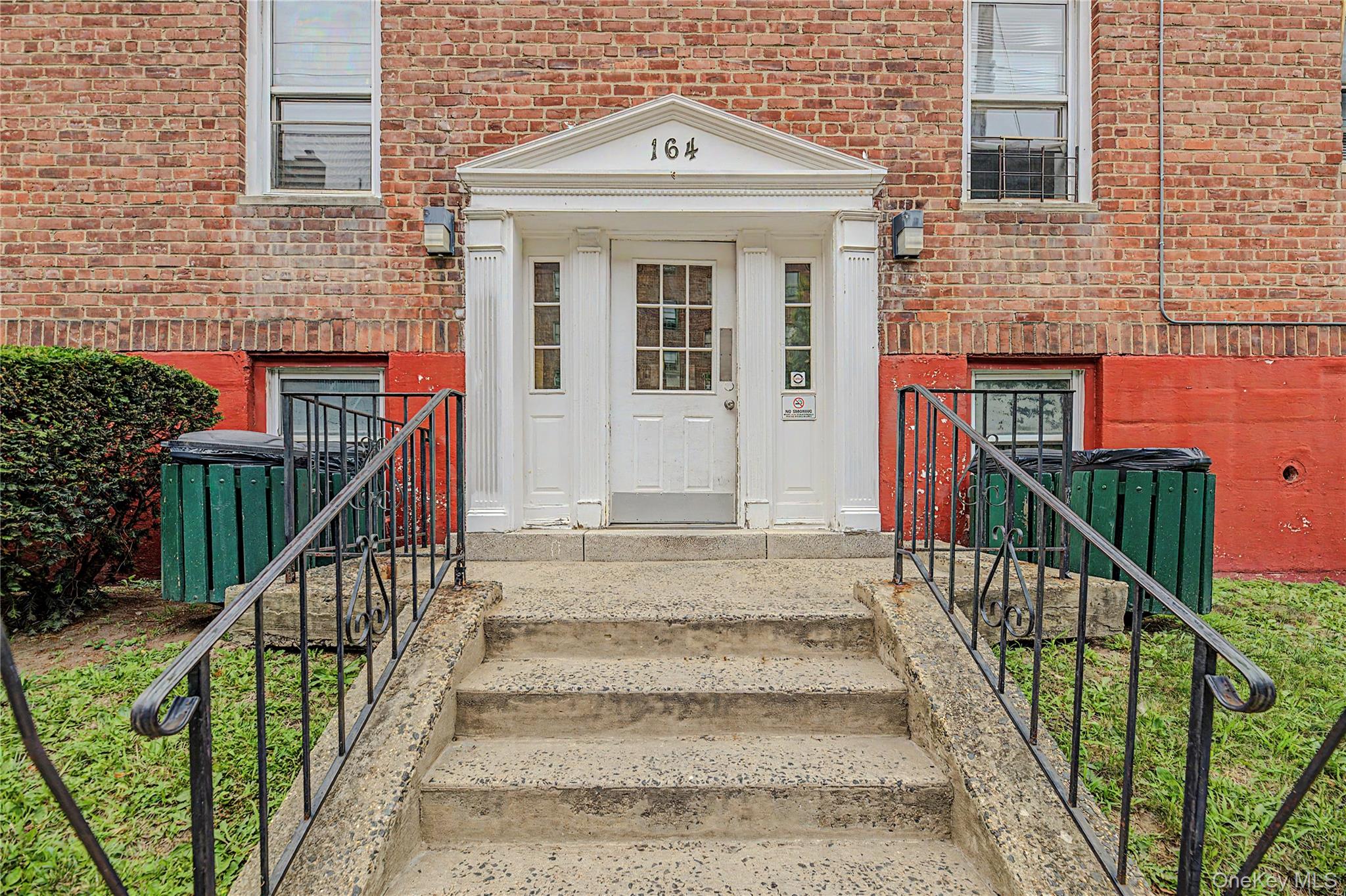 164 Ravine Avenue 3a Property Photo 1