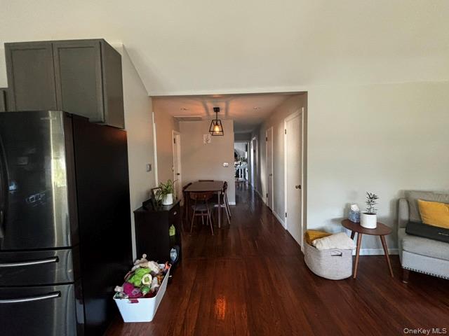 5 Barry Road Property Photo 3