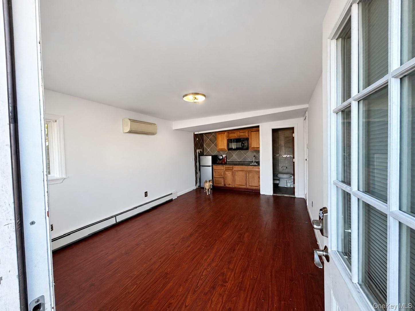 5 Barry Road Property Photo 6