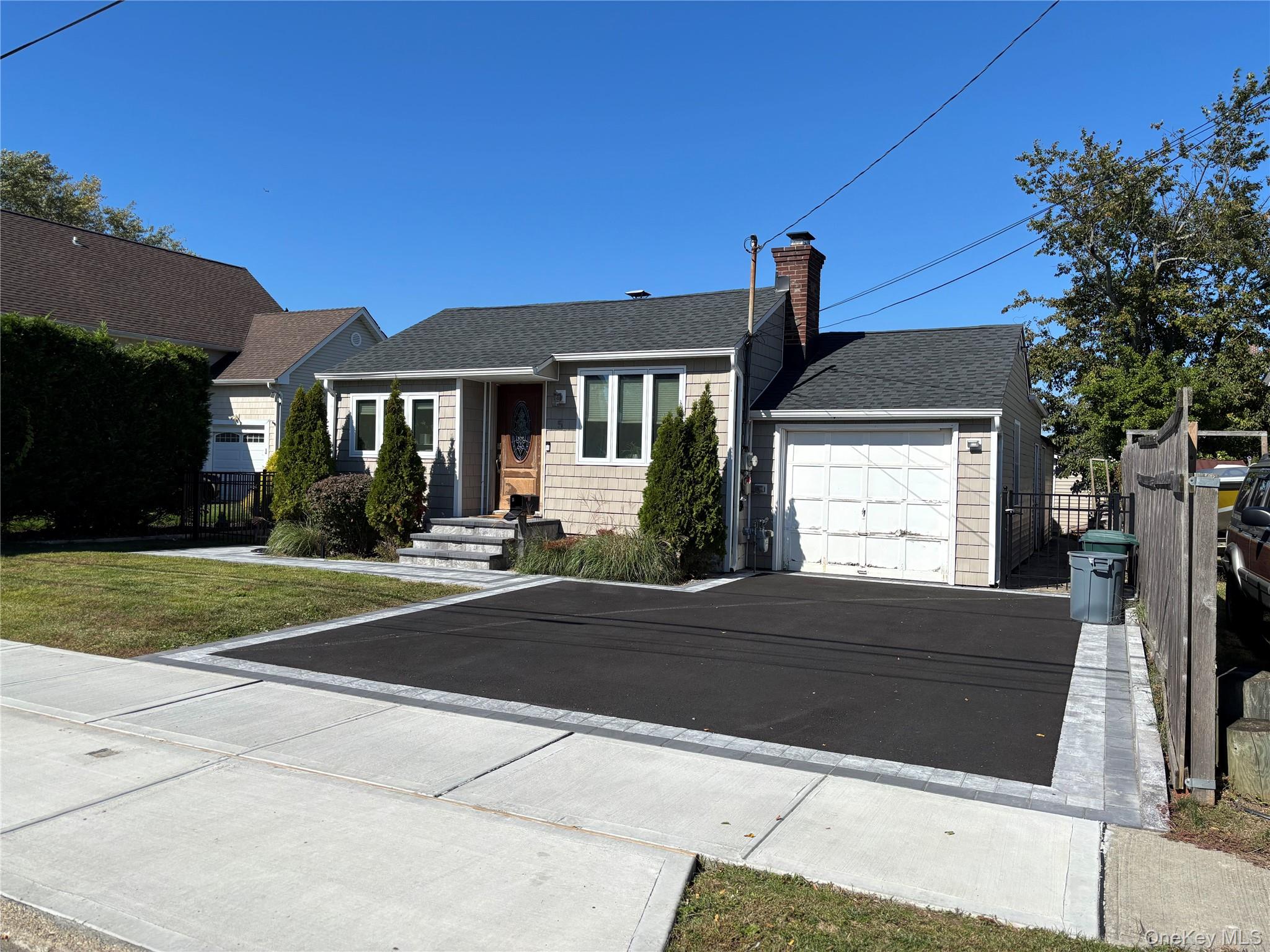 5 Barry Road Property Photo 14