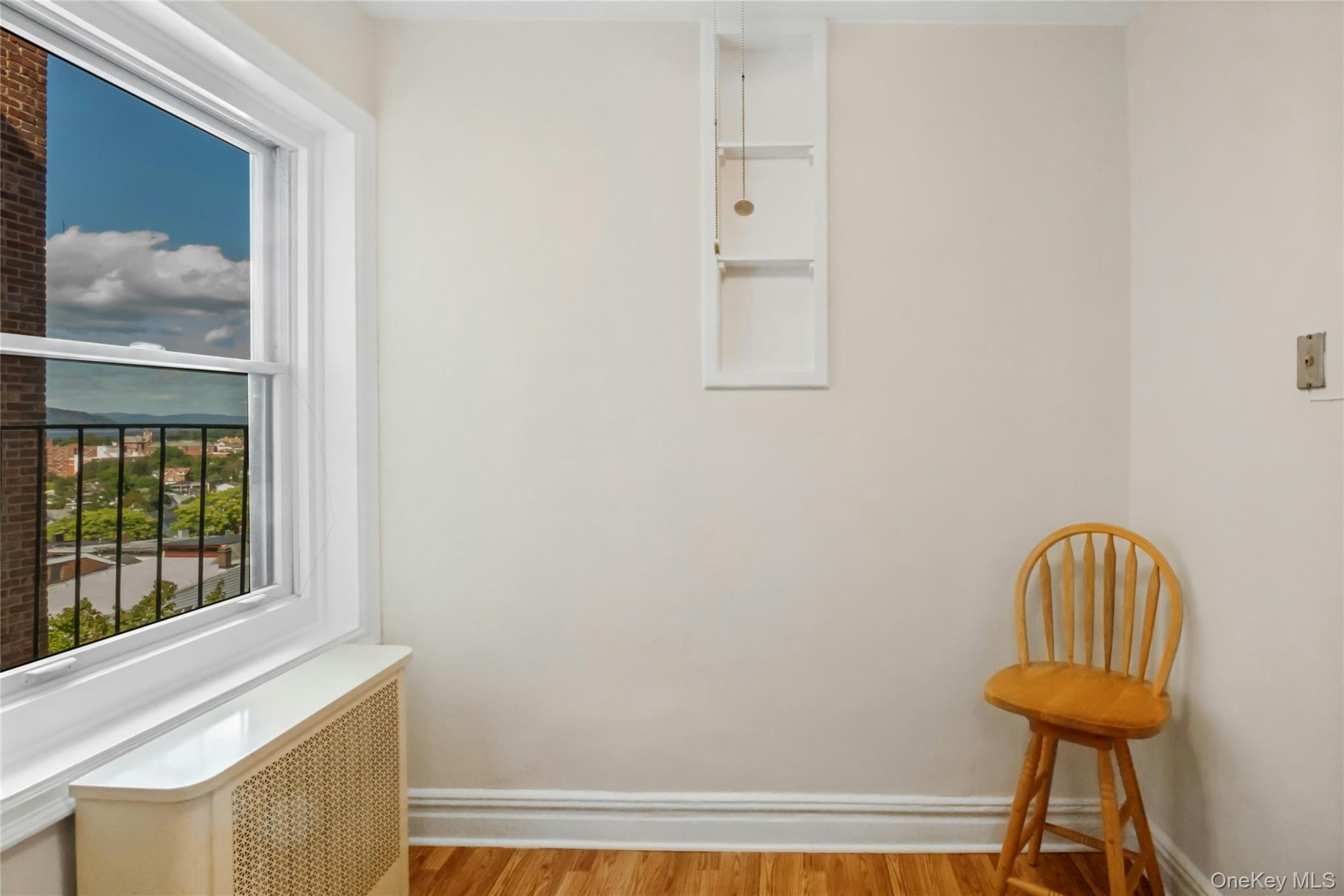 19 S Broadway 5 D Property Photo 4