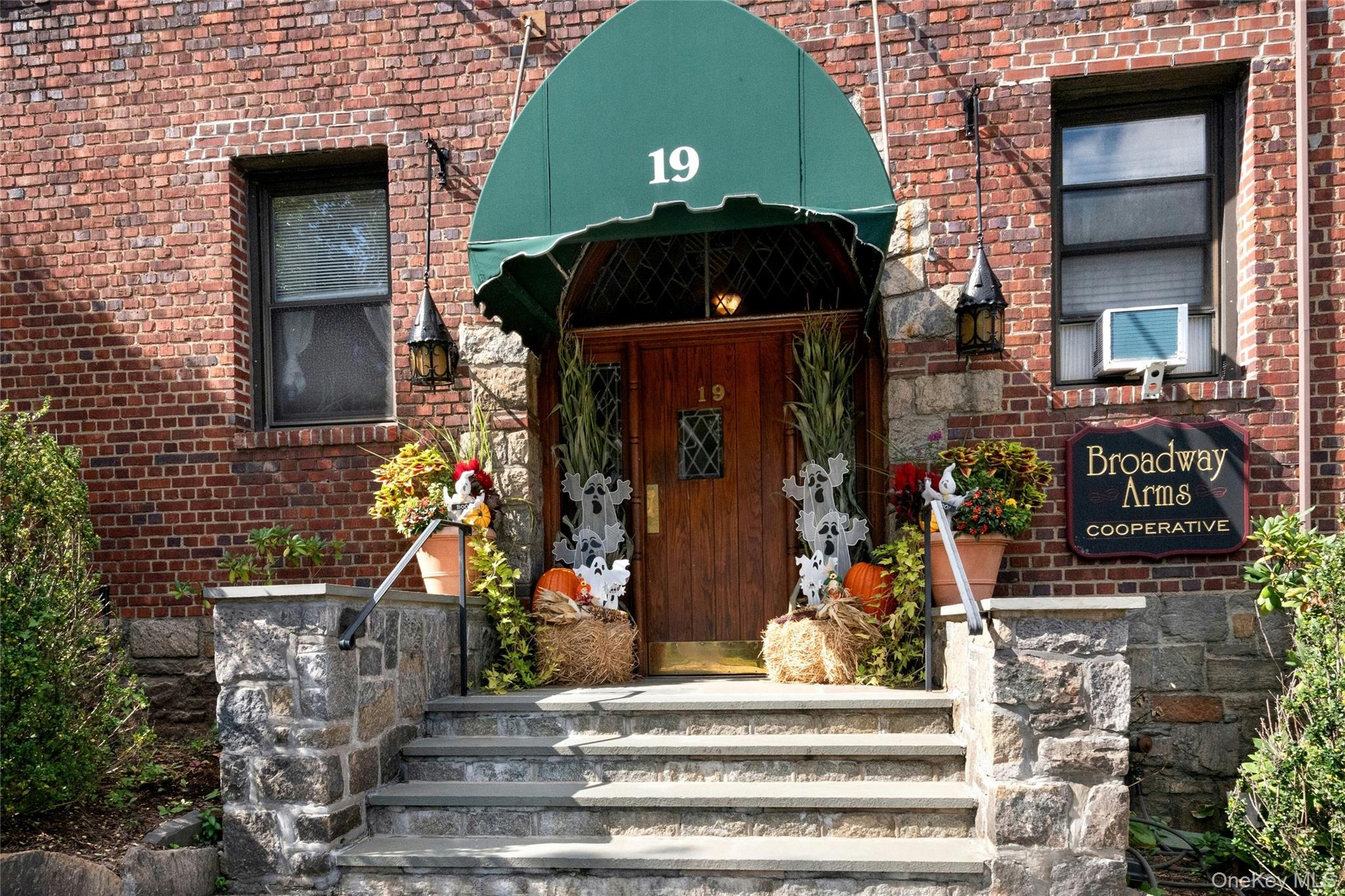 19 S Broadway 5 D Property Photo 19