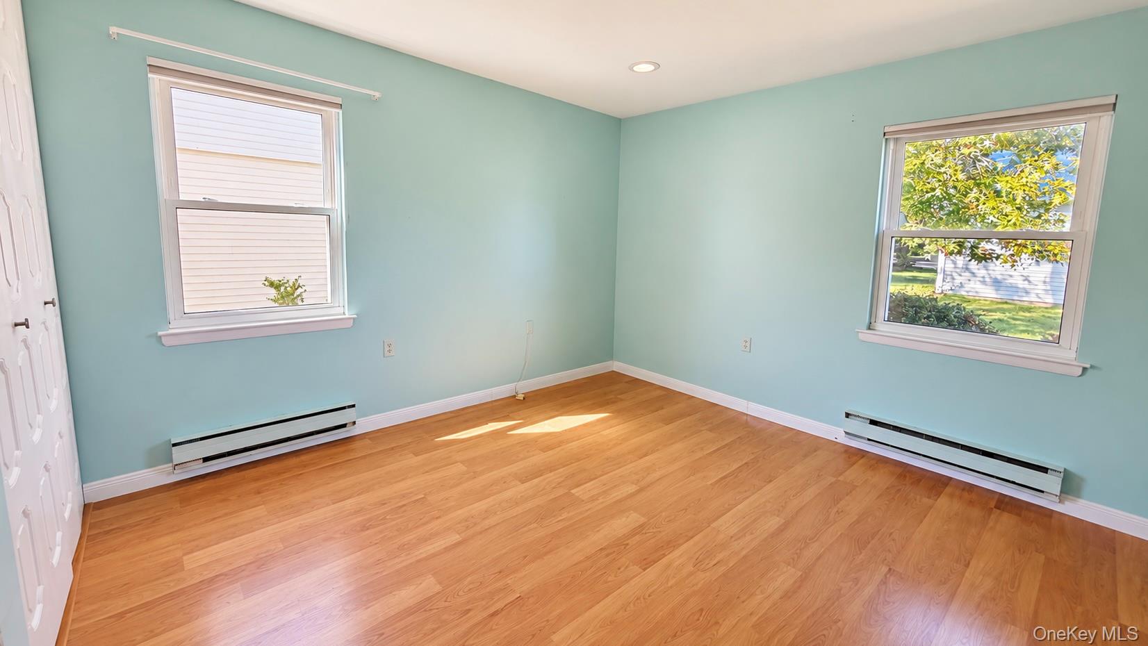 346 Edinburgh Drive Property Photo 10