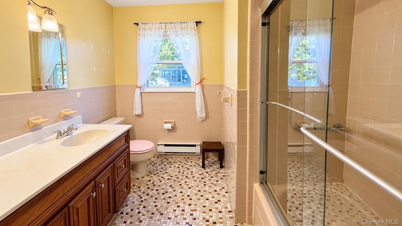 346 Edinburgh Drive Property Photo 11