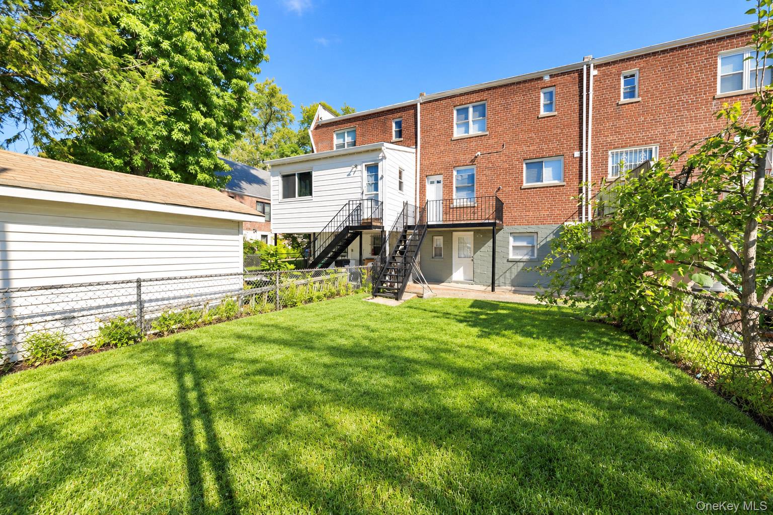 2427 Morgan Avenue Property Photo 45