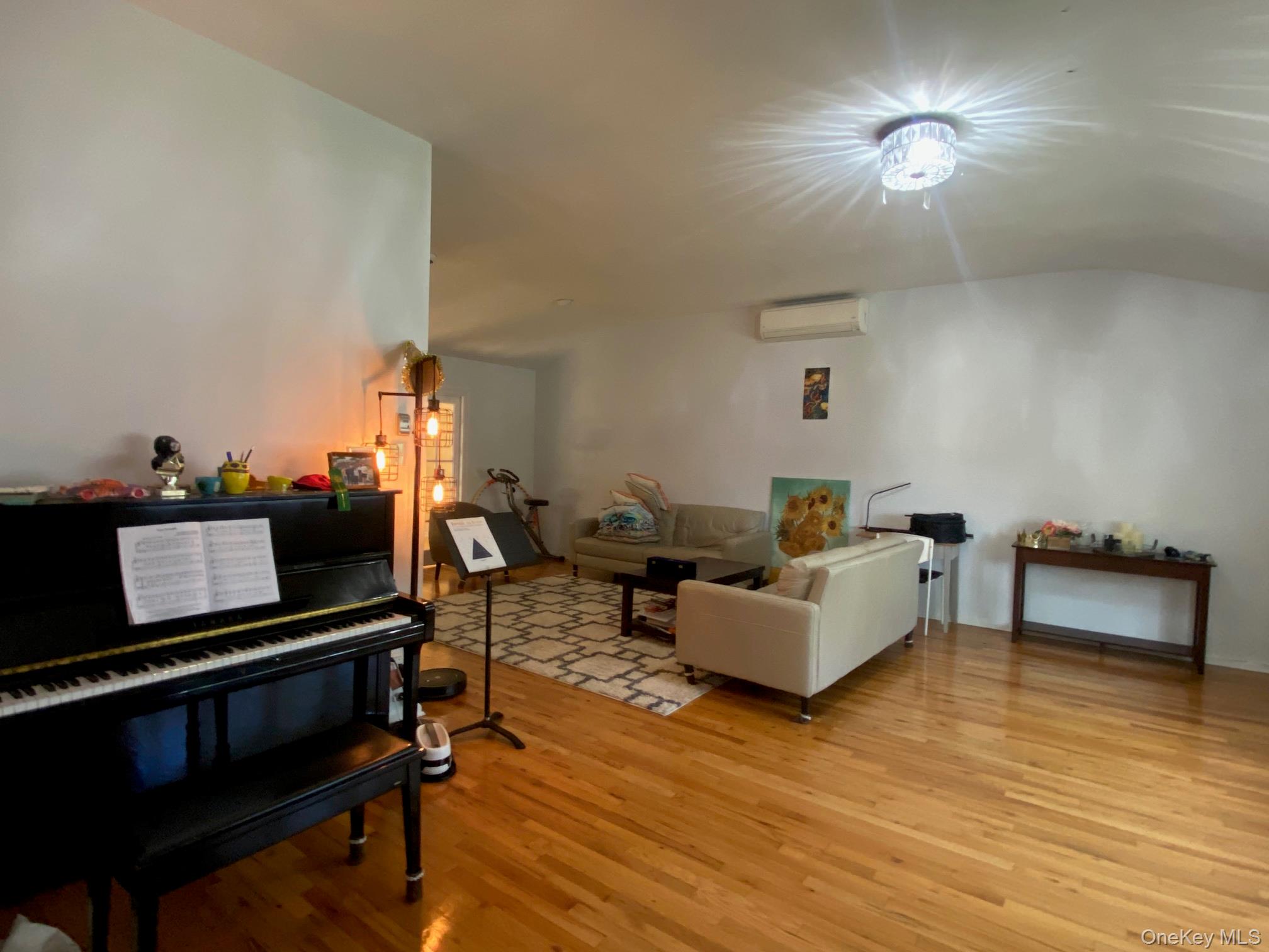 12 Russell Woods Road Property Photo 3