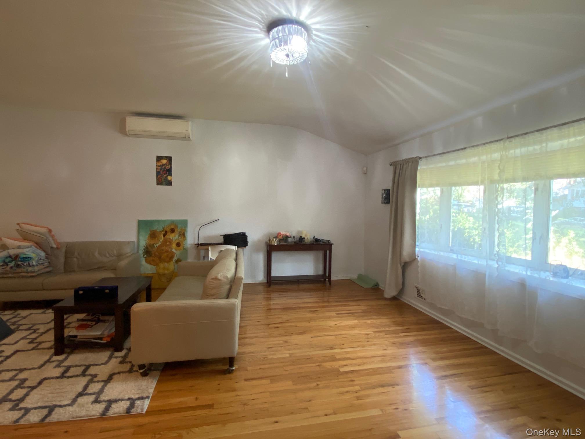 12 Russell Woods Road Property Photo 4