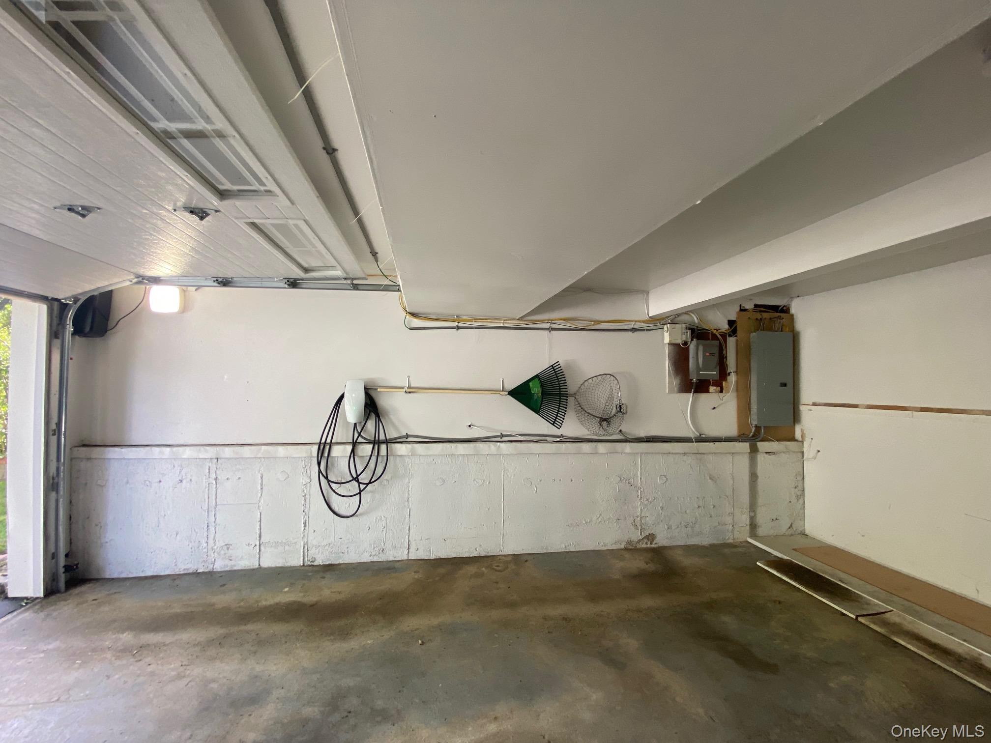 12 Russell Woods Road Property Photo 22