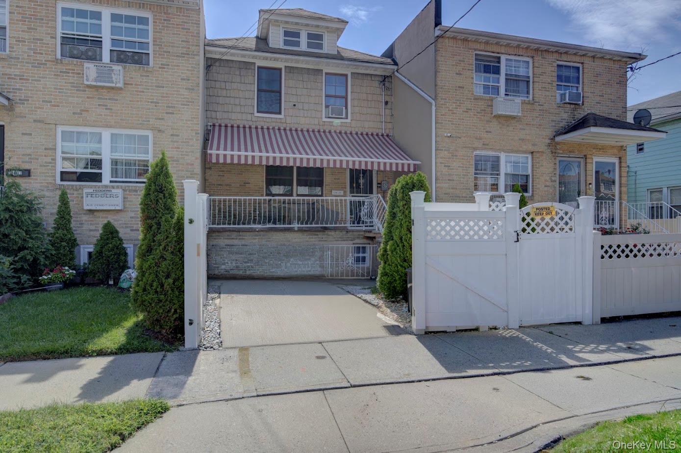 13829 248th Street Property Photo 1