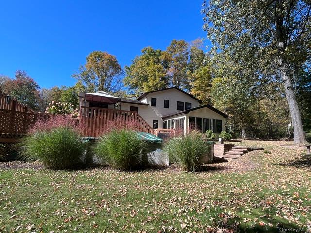 2 Presidential Way Property Photo 3