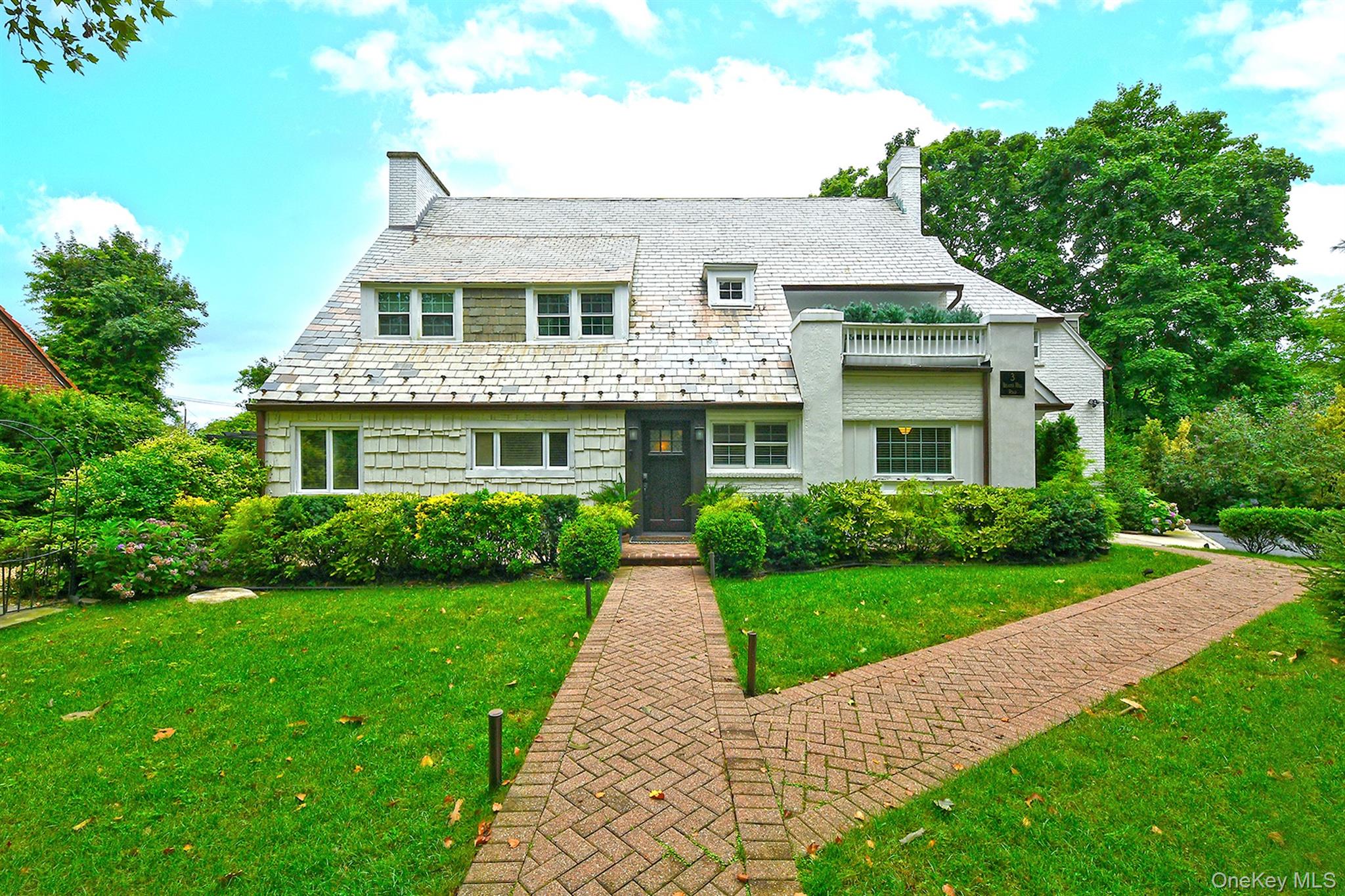 3 Beacon Hill Road Property Photo 1