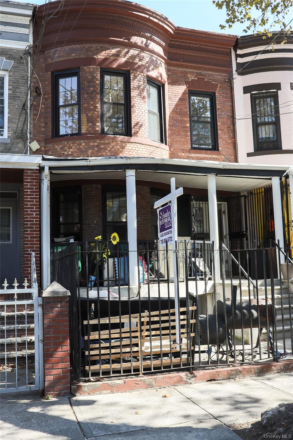 659 Georgia Avenue Property Photo 1