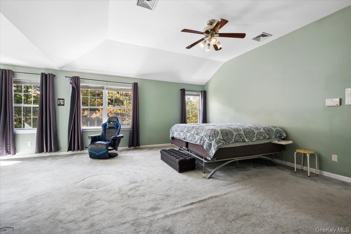 9 Bridle Way Property Photo 22