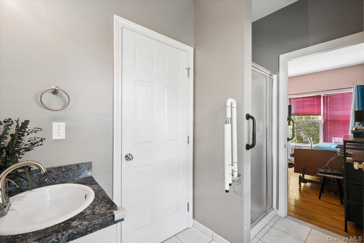 9 Bridle Way Property Photo 32