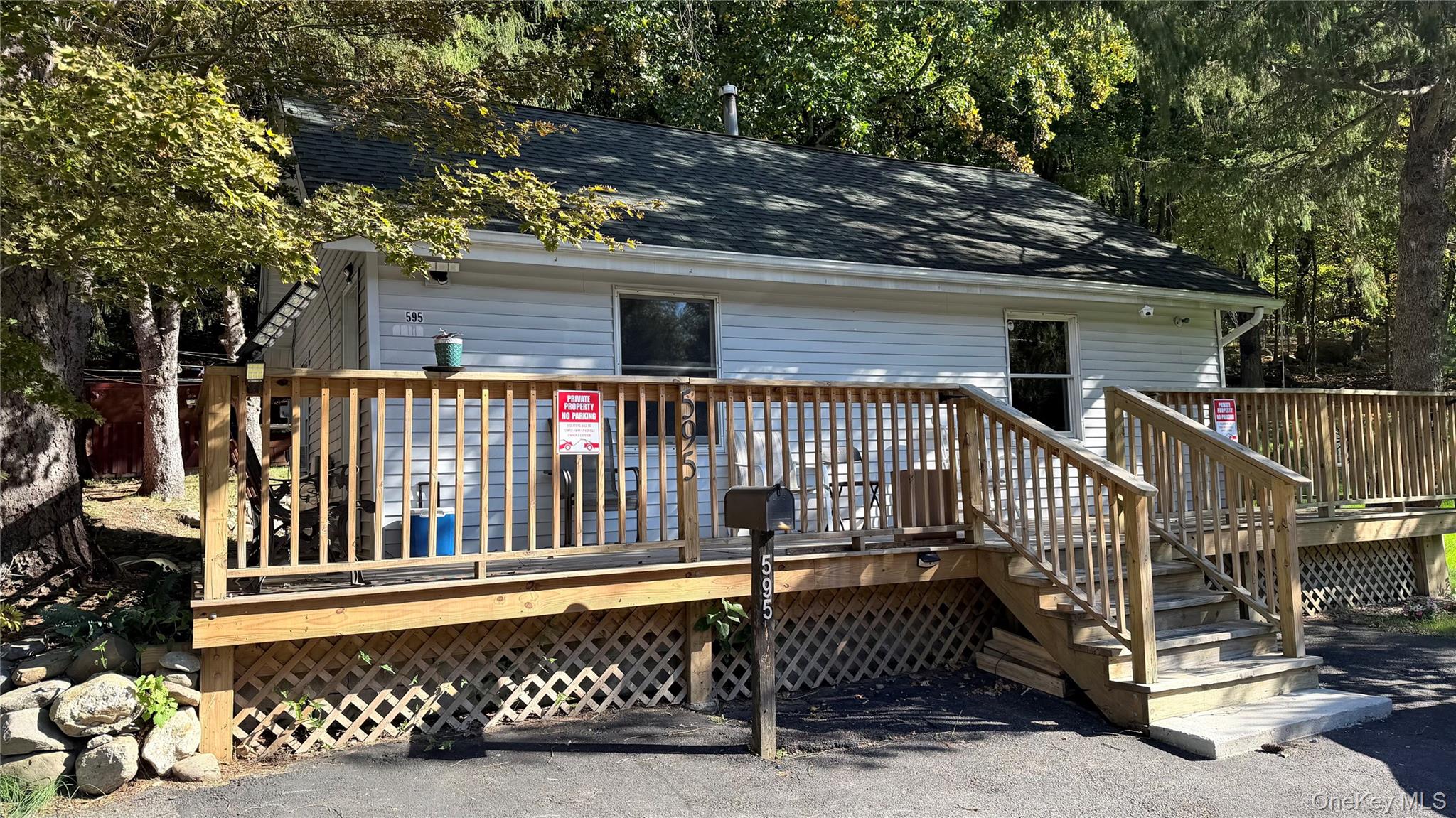 595 Saddle River Road Property Photo 1