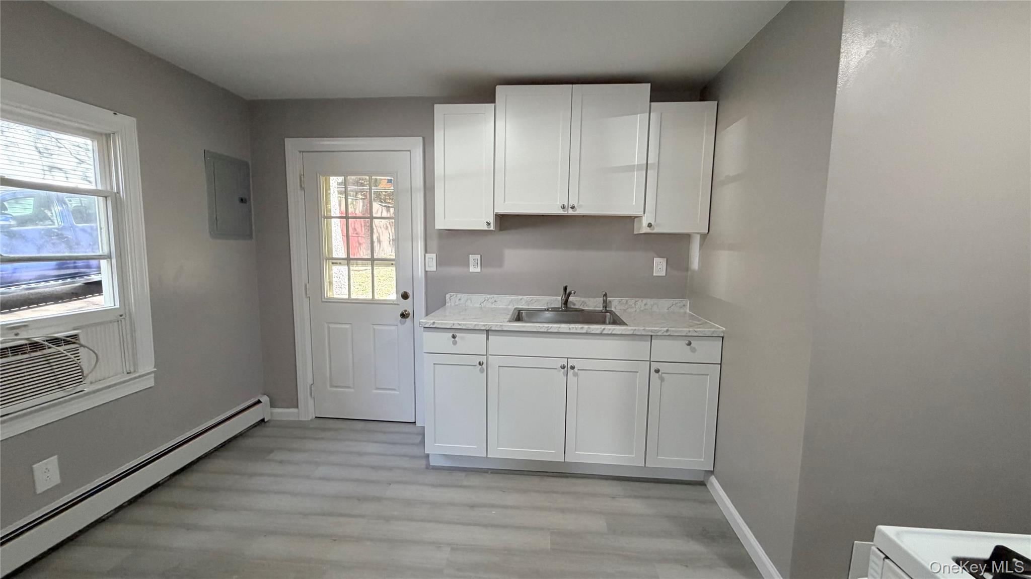 595 Saddle River Road Property Photo 10