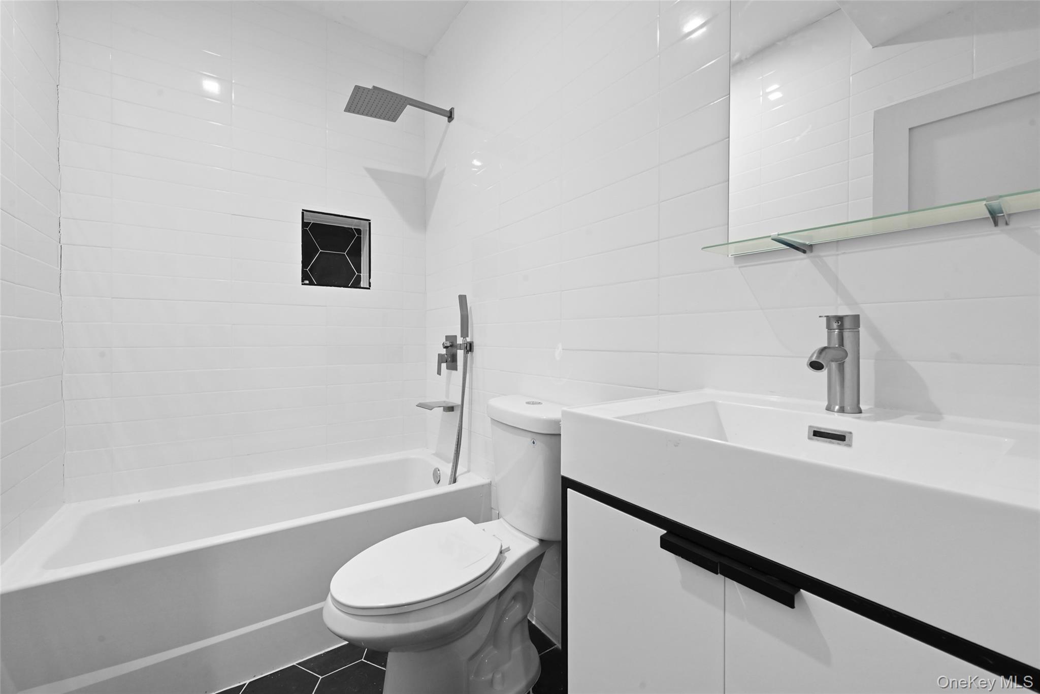 38-24 215th Street Property Photo 12
