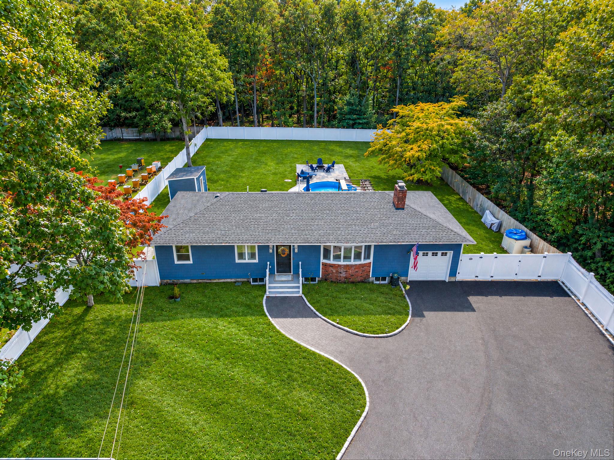 20 Danbury Avenue Property Photo 1