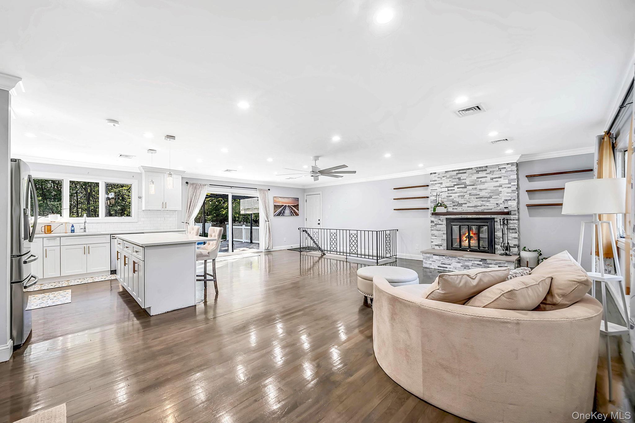 20 Danbury Avenue Property Photo 4