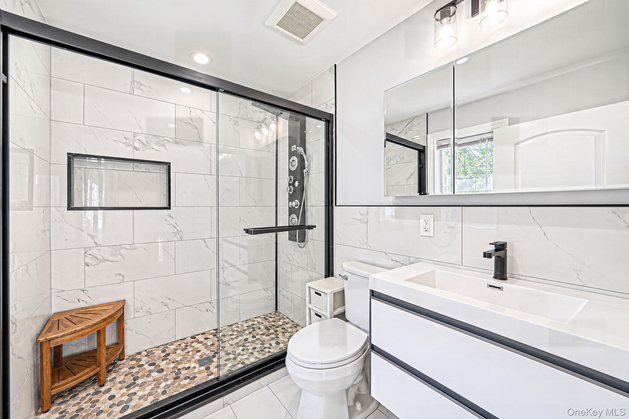 20 Danbury Avenue Property Photo 15