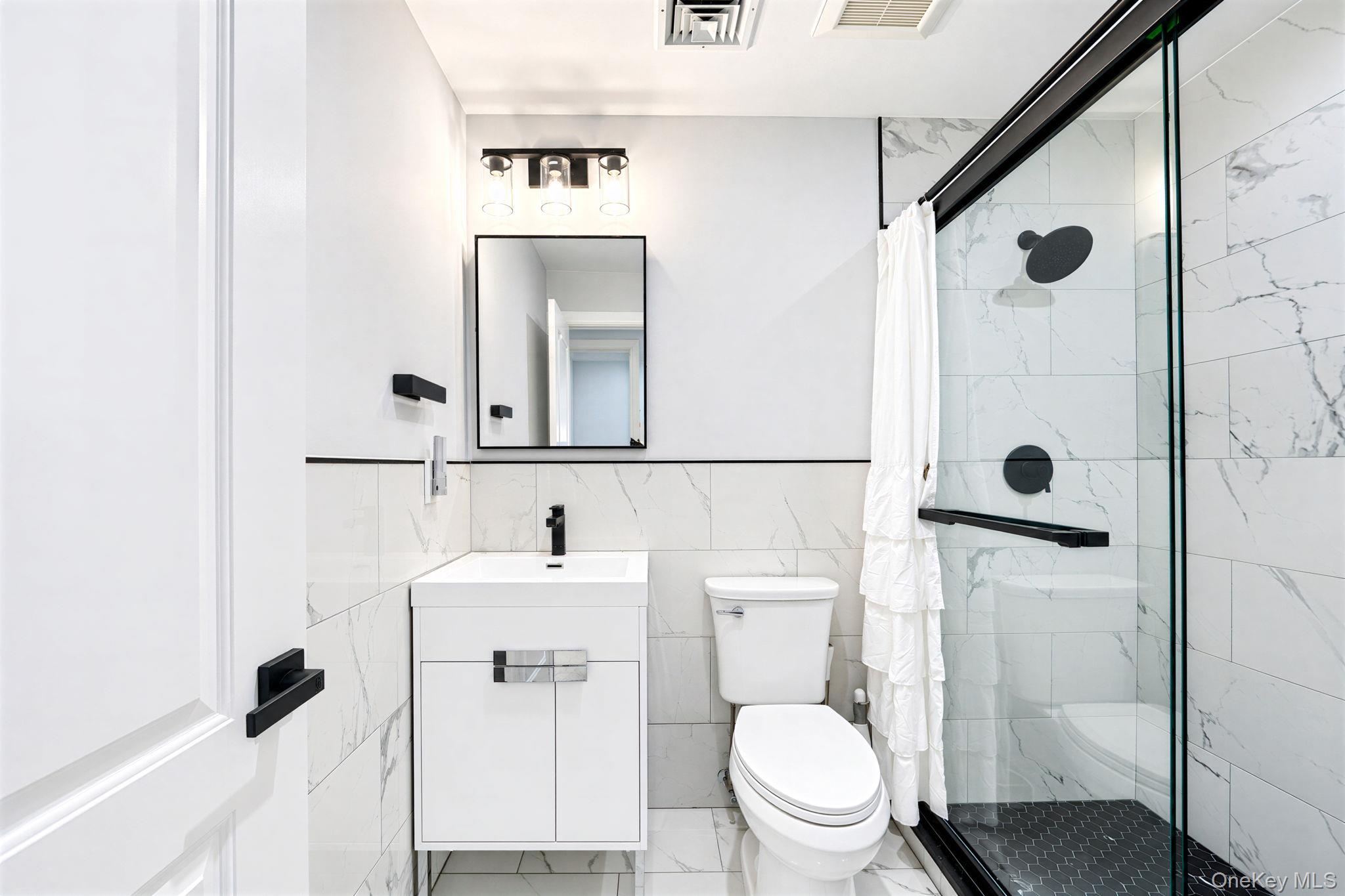 20 Danbury Avenue Property Photo 16
