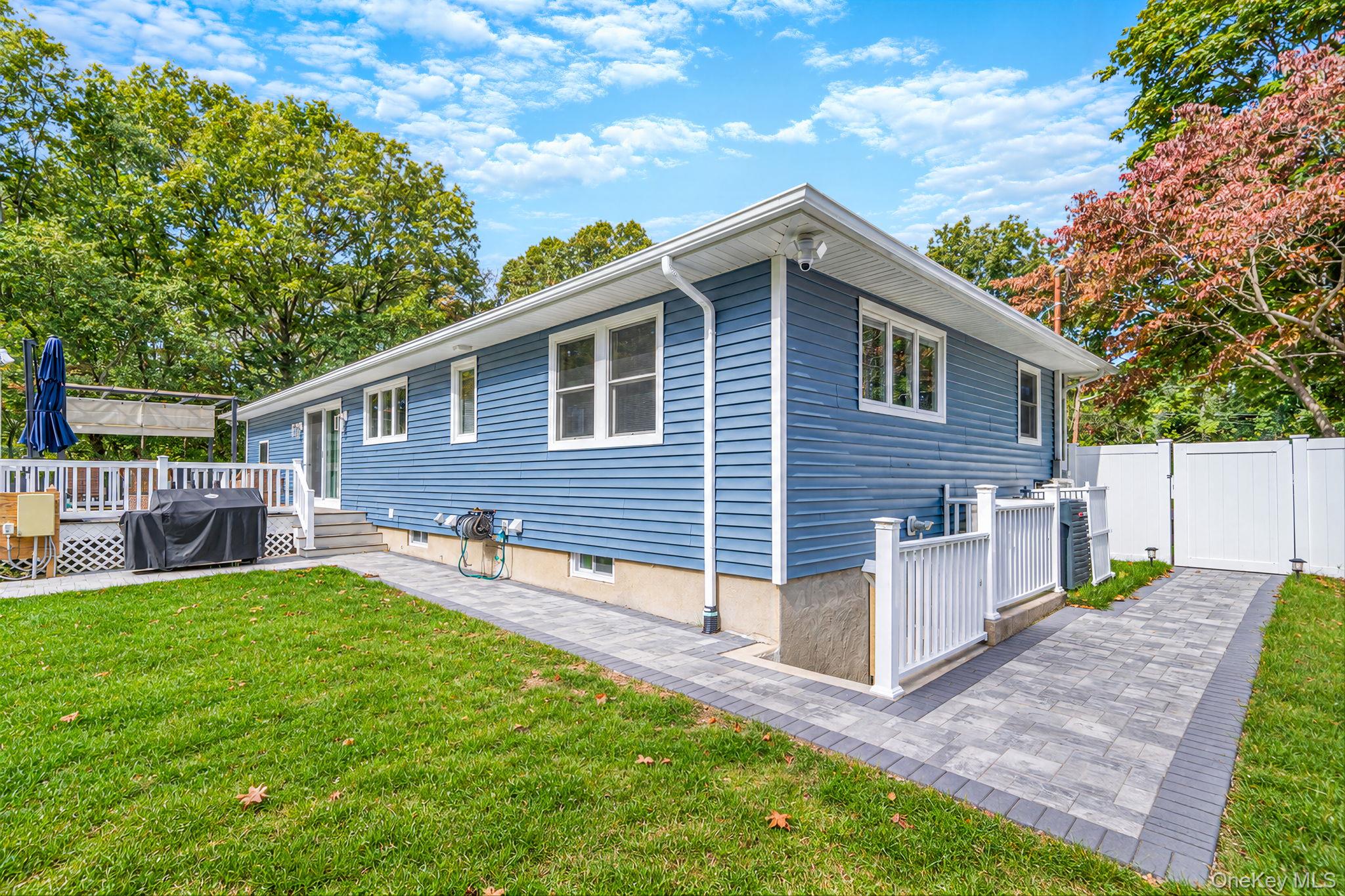 20 Danbury Avenue Property Photo 35