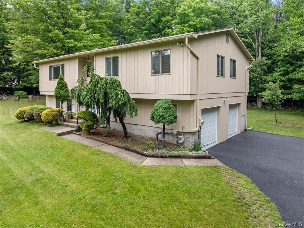 60 Smith Hill Road Property Photo 2