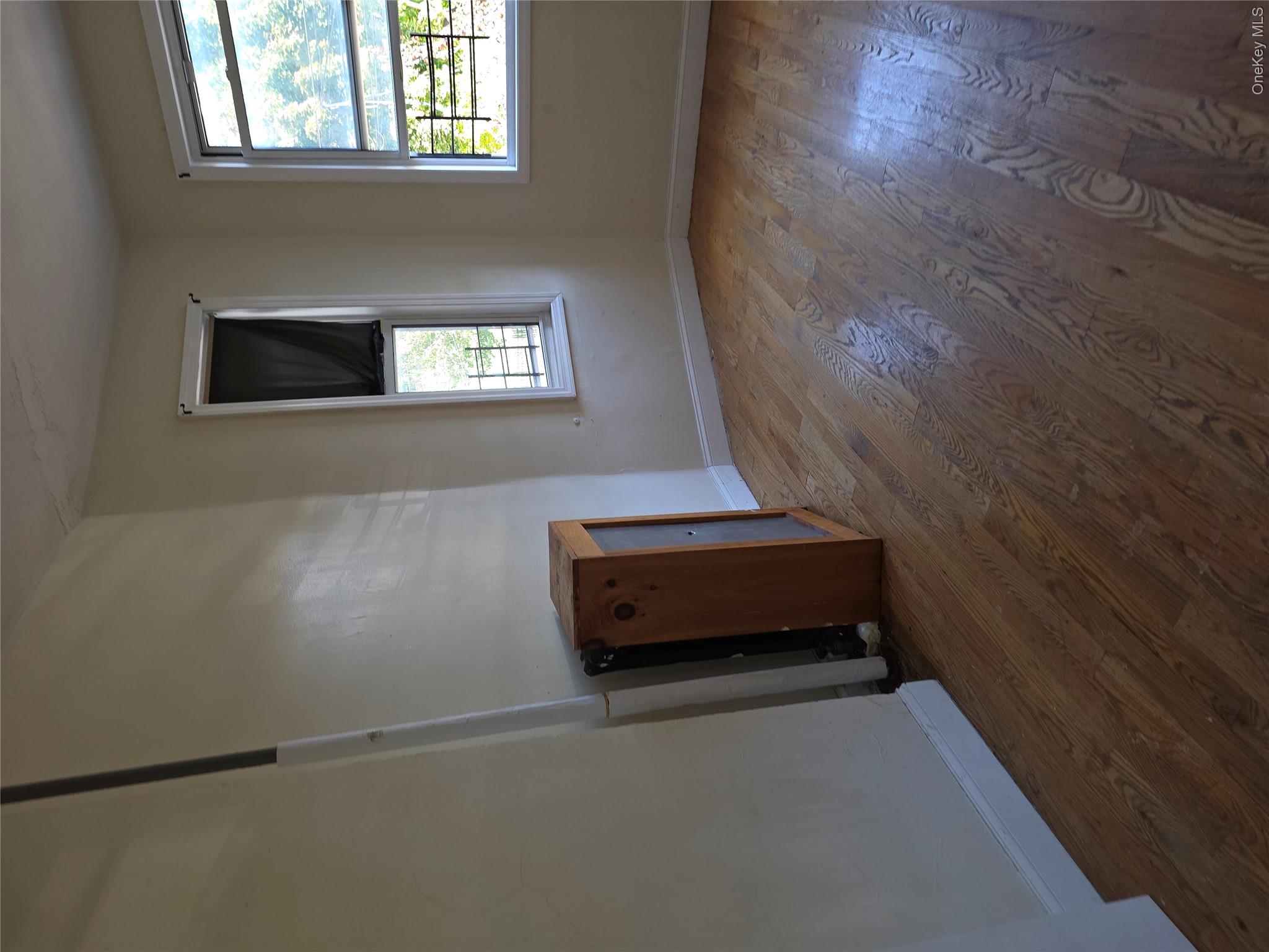 2141 Washington Avenue Property Photo 6