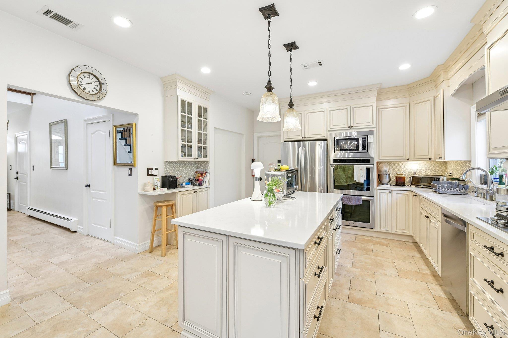 708 Park Lane Property Photo 14