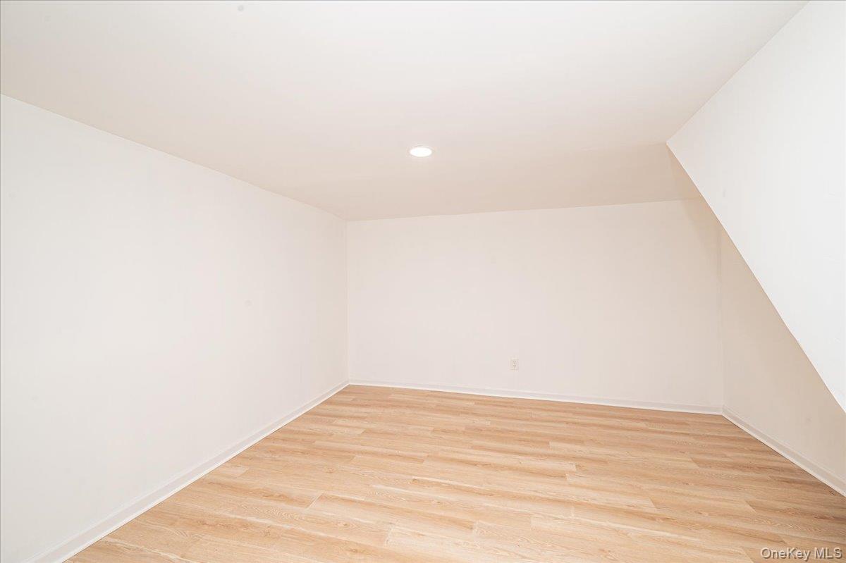 53 N 1st Property Photo 18