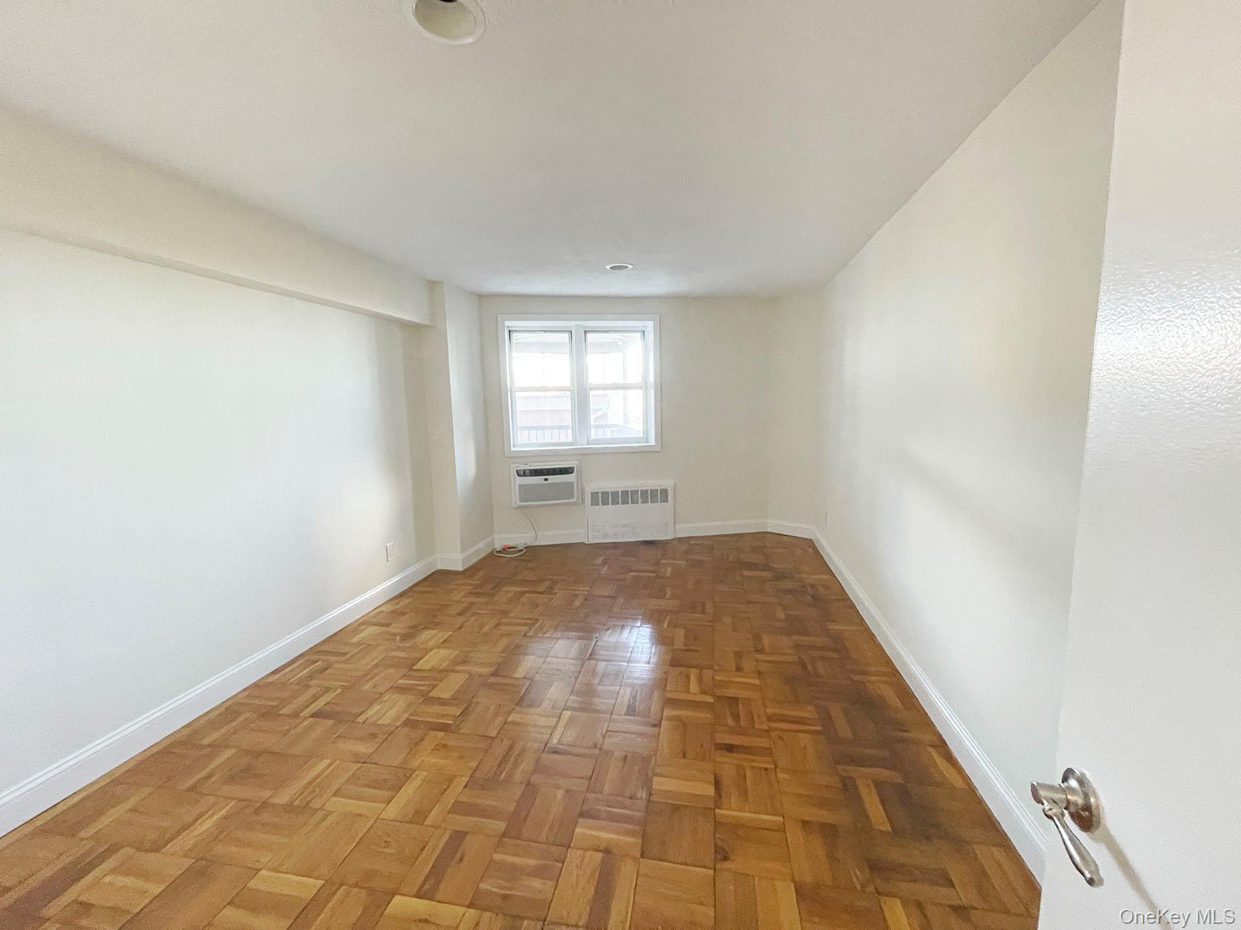 750 Shore Road 1h 2nd Flr Property Photo 12