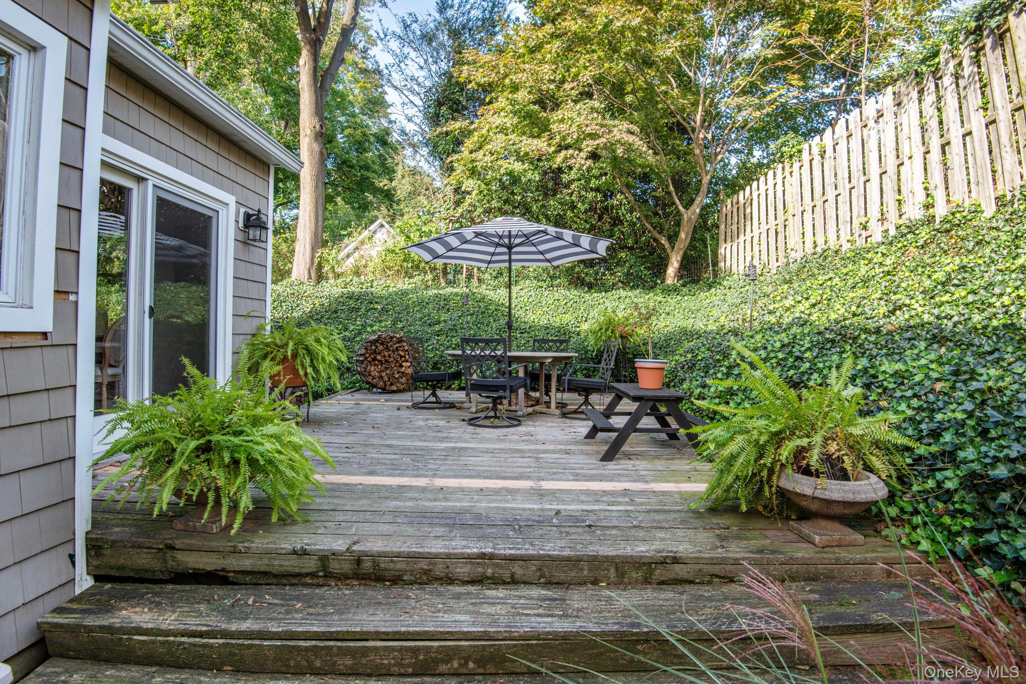 187 Scudder Avenue Property Photo 31