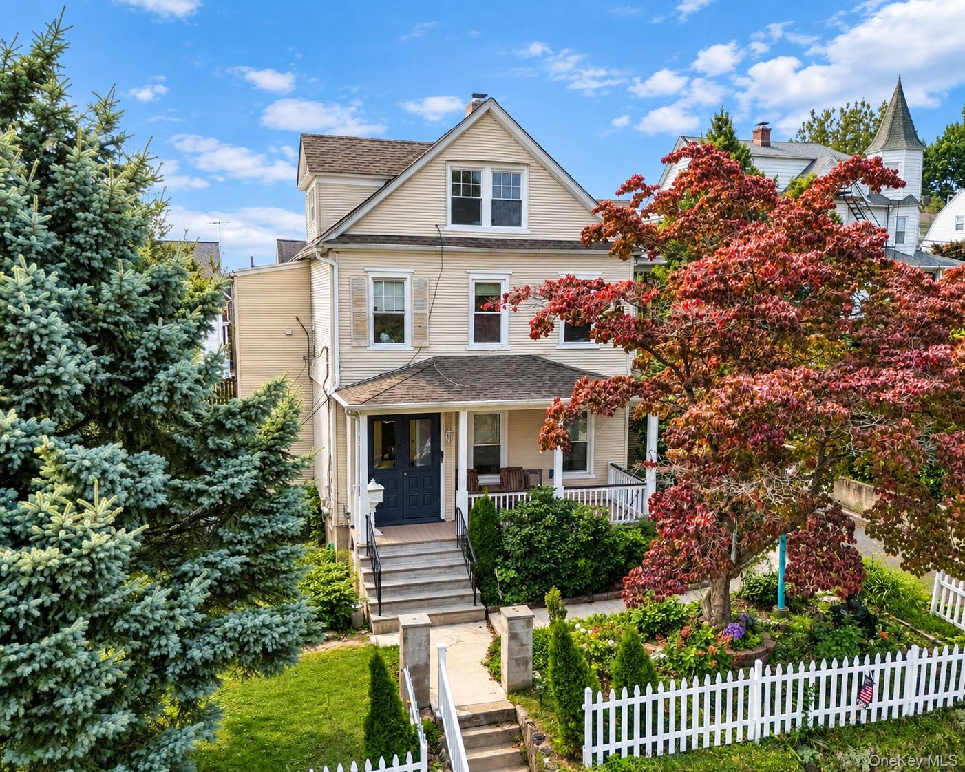 108 Soundview Street Property Photo 1