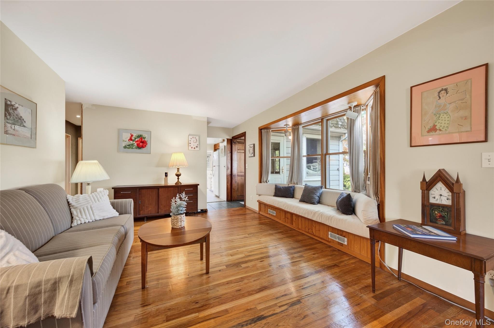 12 W Haven Drive Property Photo 4