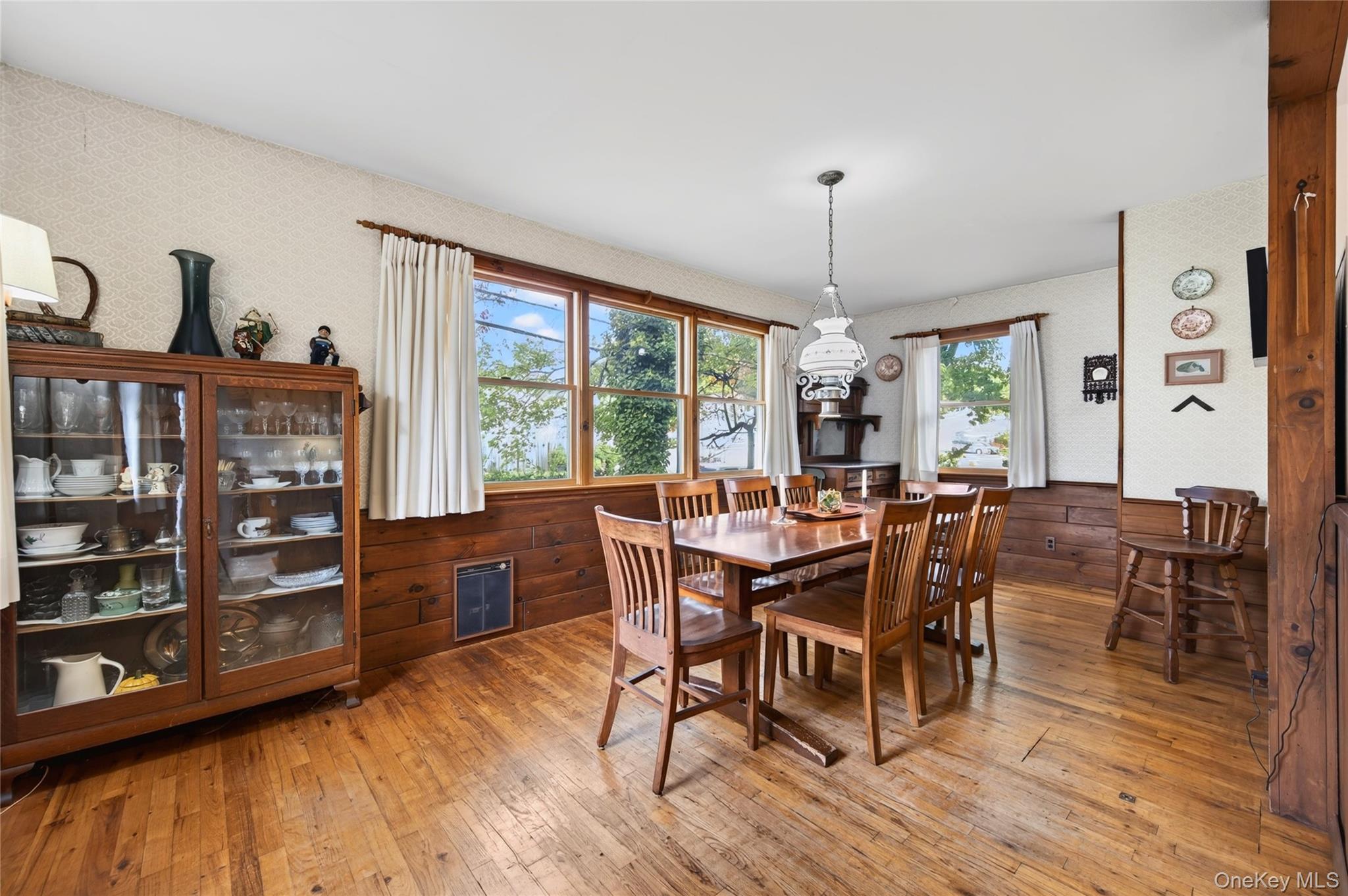 12 W Haven Drive Property Photo 6