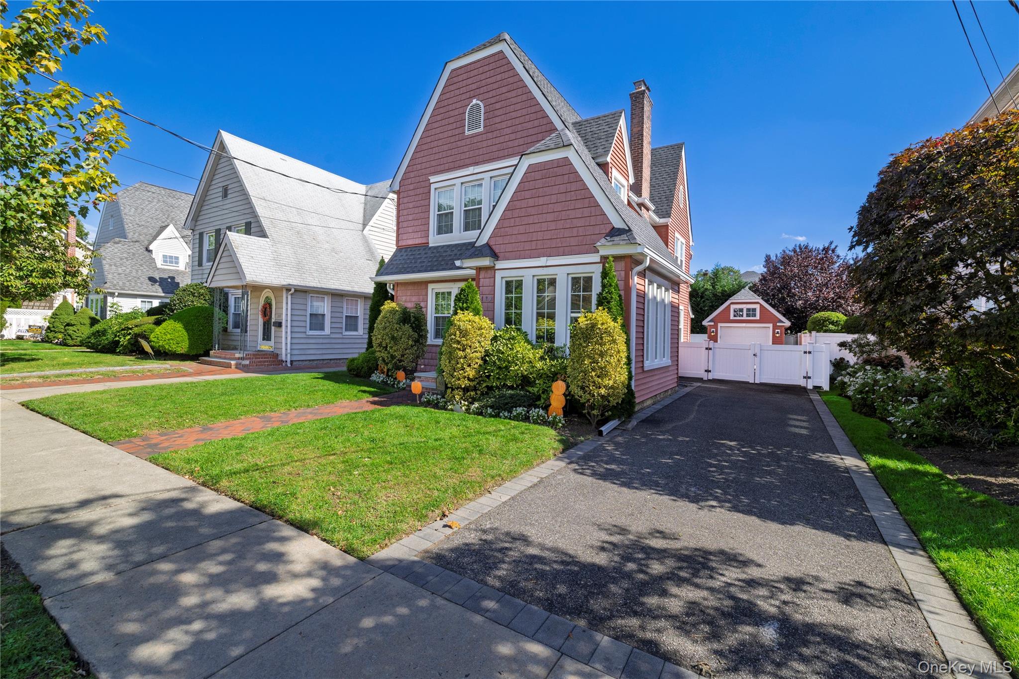 129 Southard Avenue Property Photo 1
