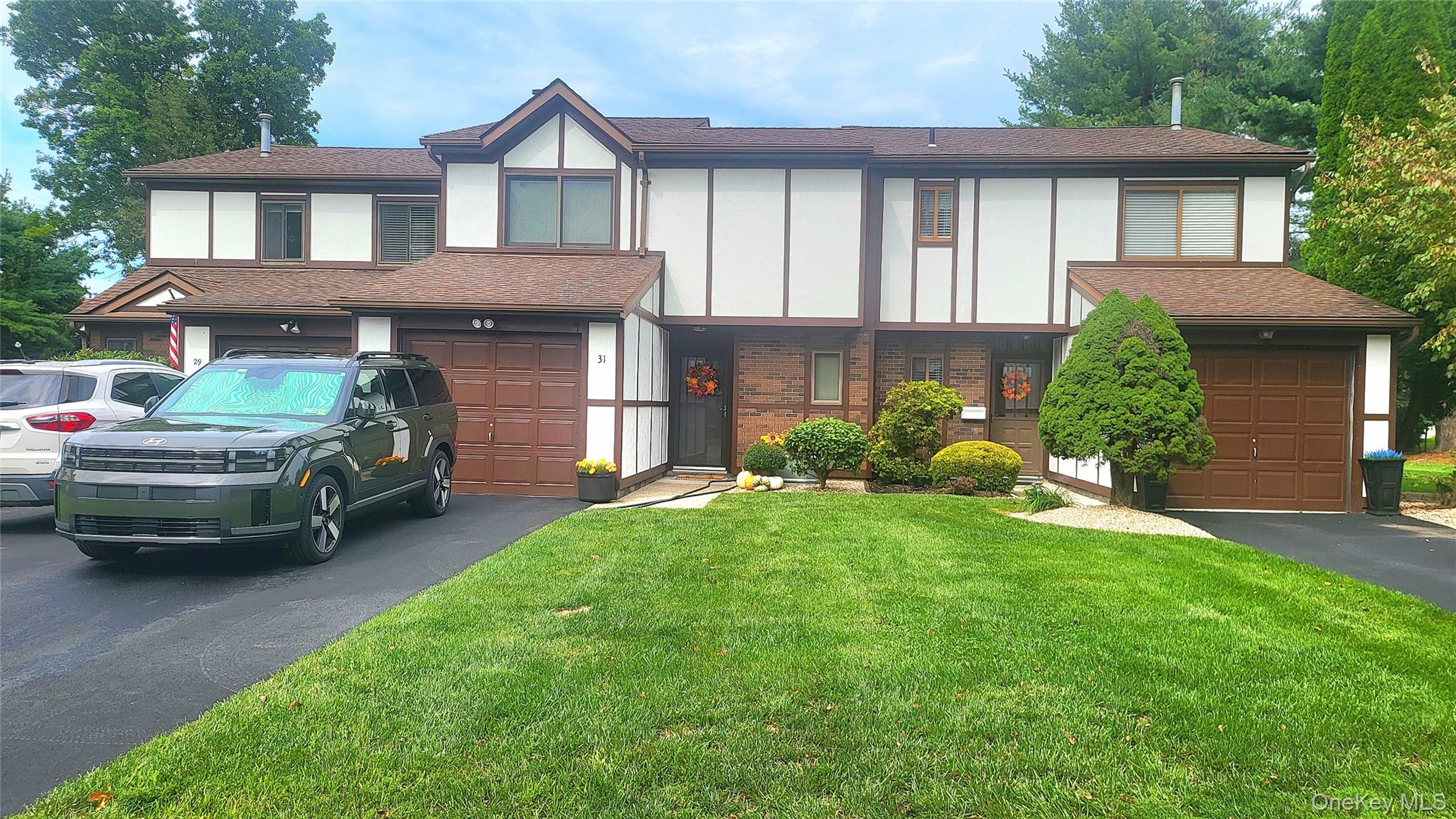 33 Amber Court Property Photo 2