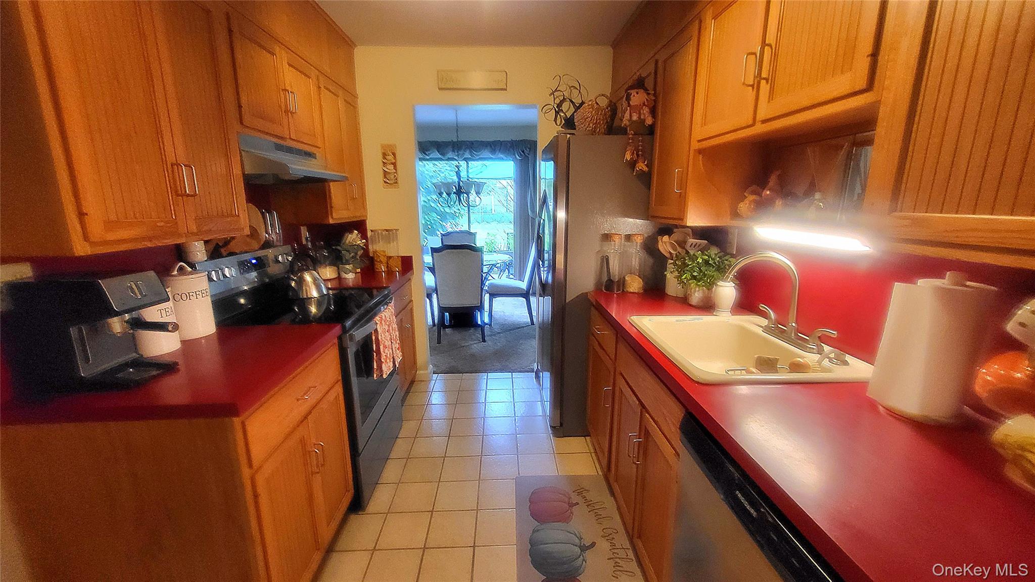 33 Amber Court Property Photo 7